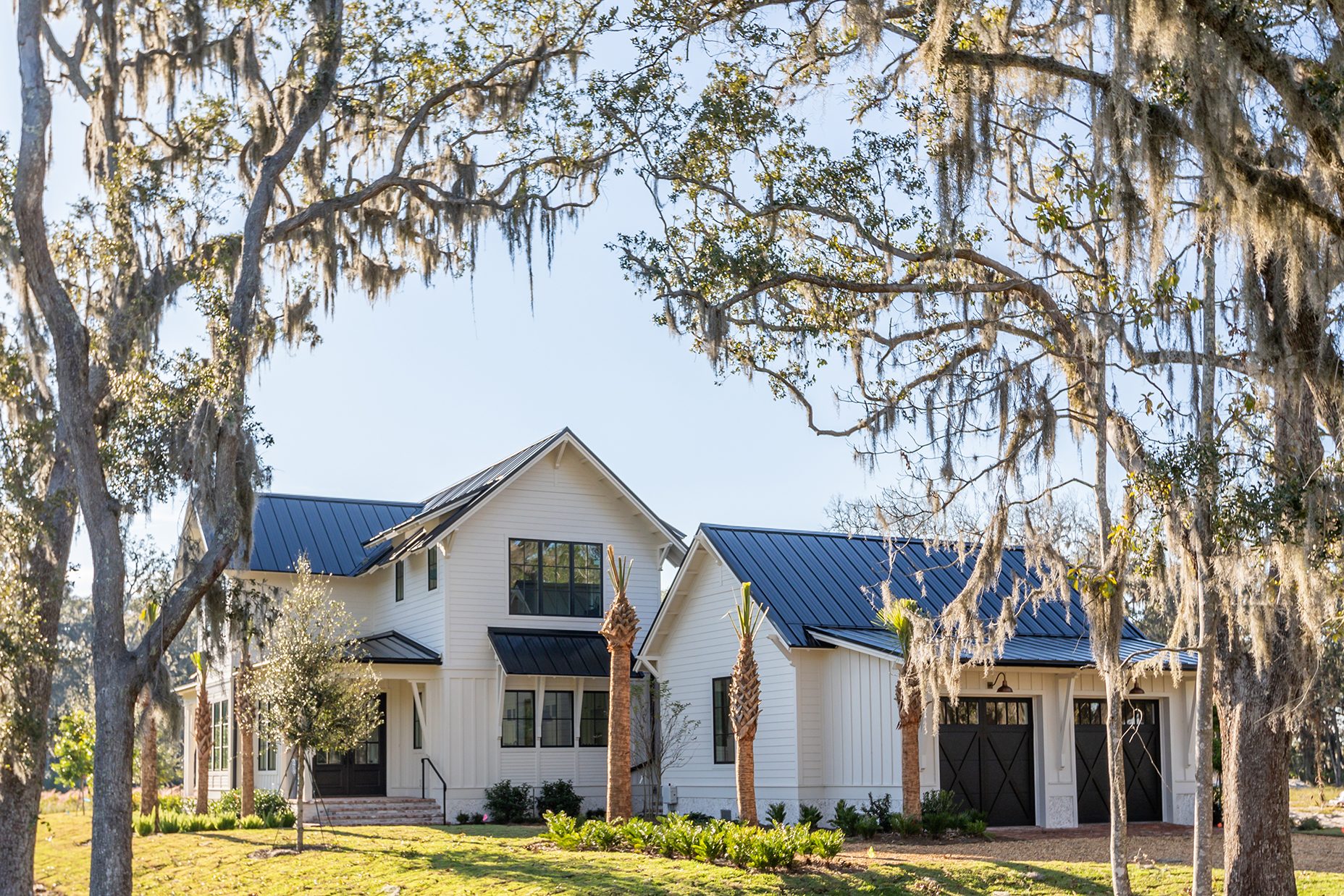 135 Crane Island Front
