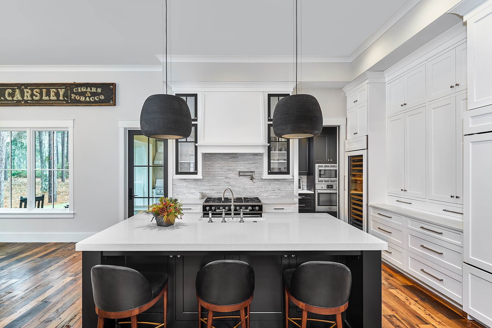 933 Kitchen View HQ
